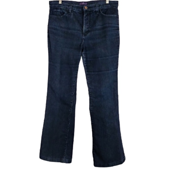 Not Your Daughter’s Jeans Comfy with Bling 🎉Host Pick🎉 - Picture 1 of 7